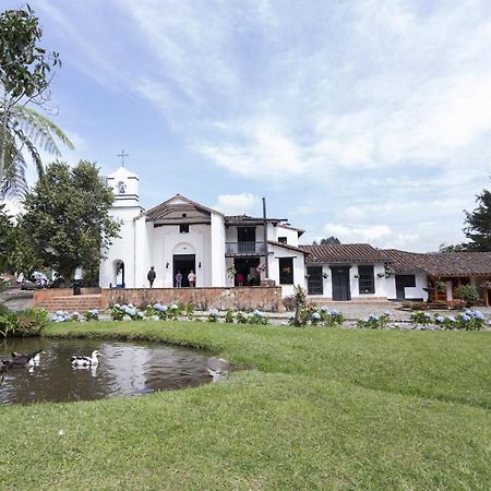 Club Campestre Hacienda Fizebad Hotel El Retiro  Exterior foto